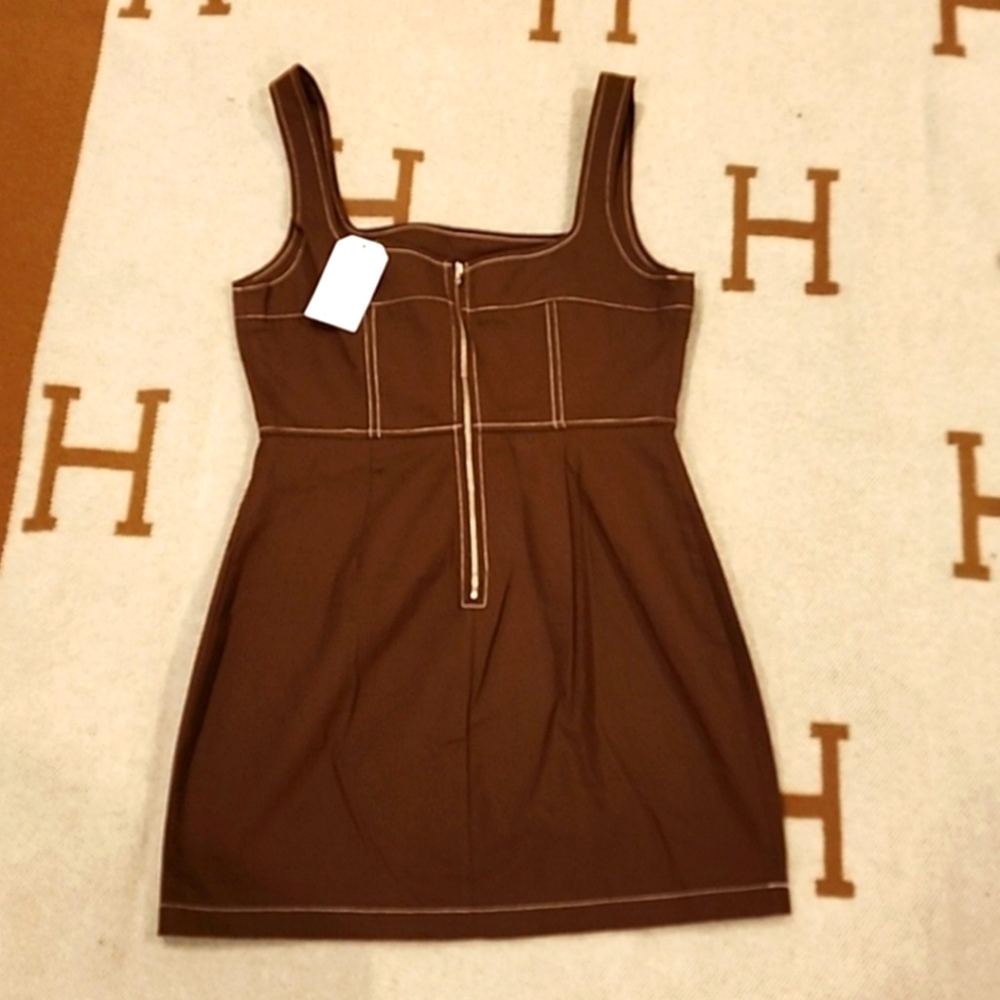 L Brown fitted skirt